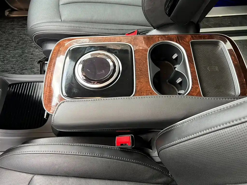 HONGQI HQ9 2023