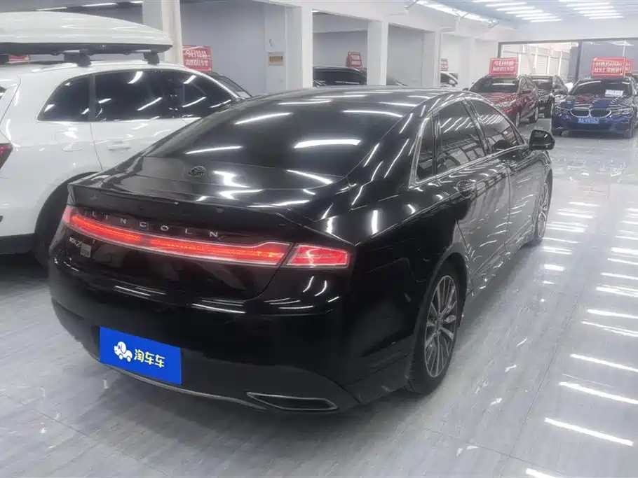 LINCOLN MKZ 2019