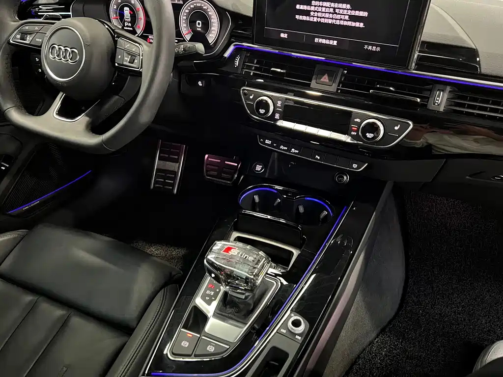 AUDI A5 2024