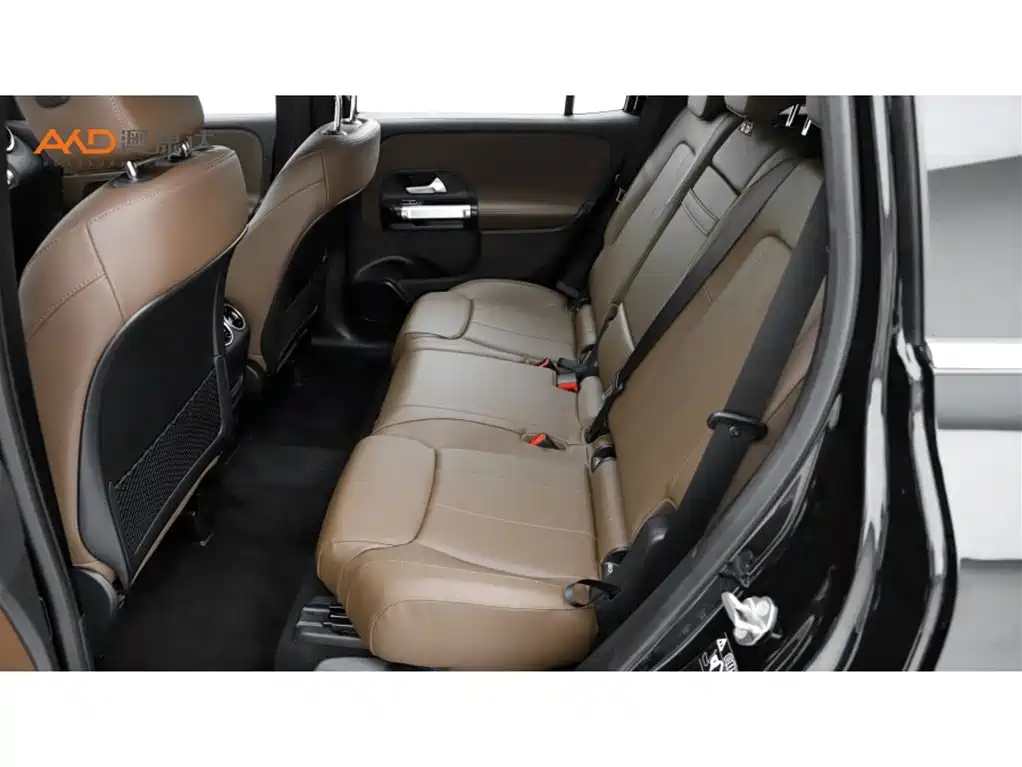 MERCEDES BENZ GLB 2023