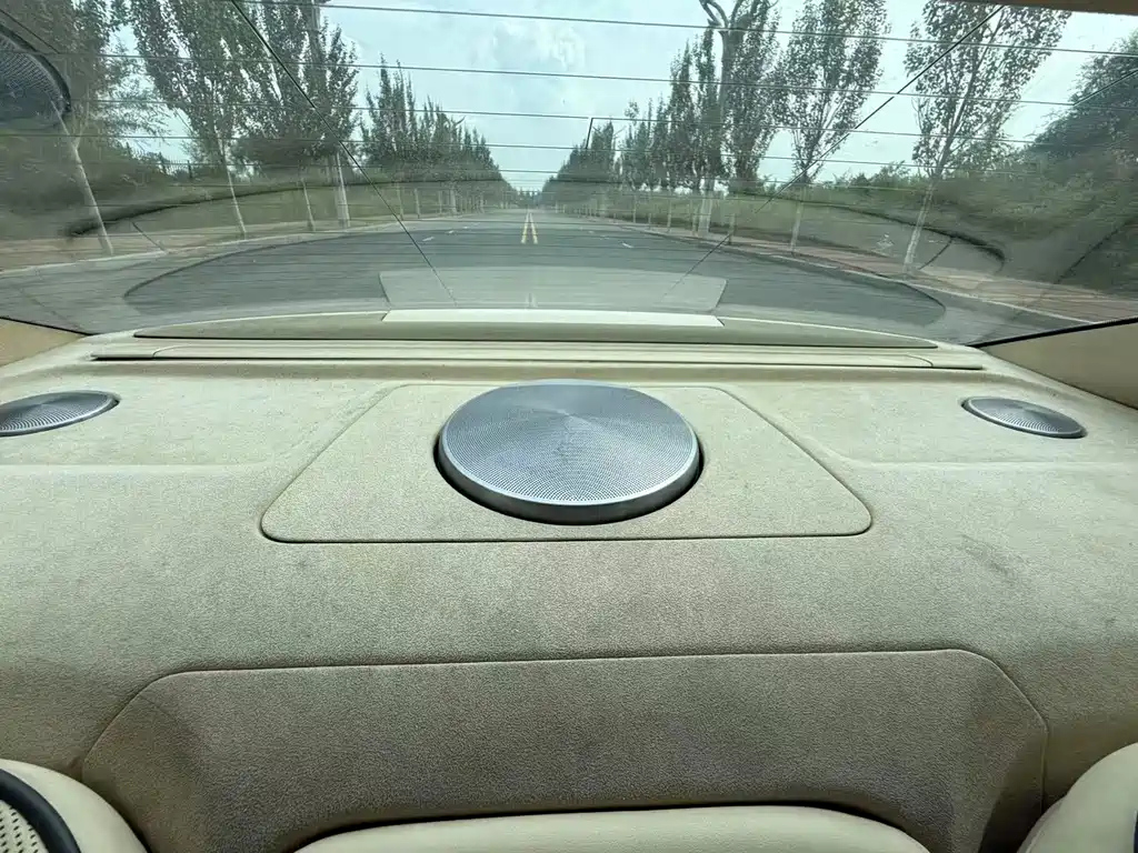 AUDI A8 2011