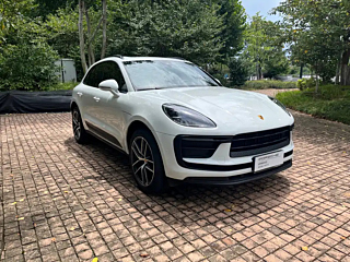 PORSCHE MACAN 2024
