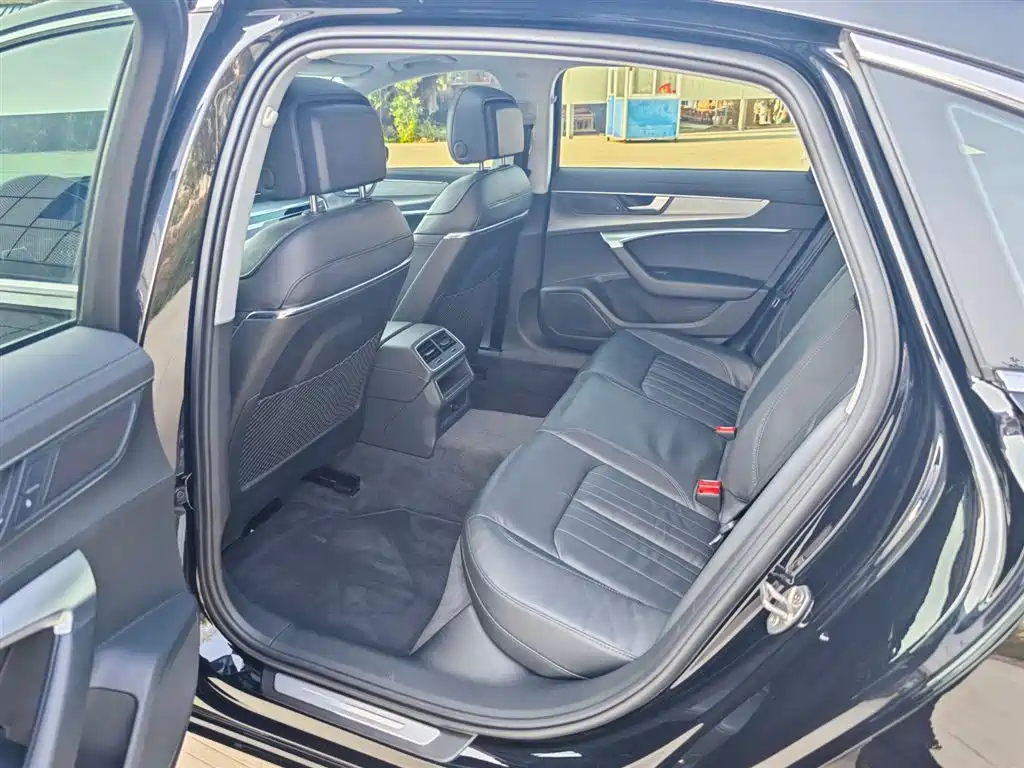 AUDI A6L 2022