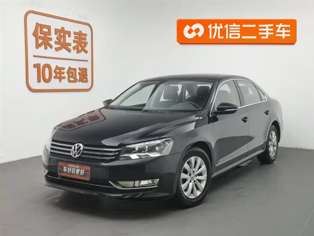 VOLKSWAGEN PASSAT 2011