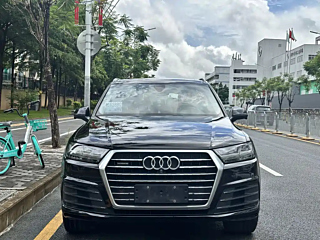 AUDI Q7 2018