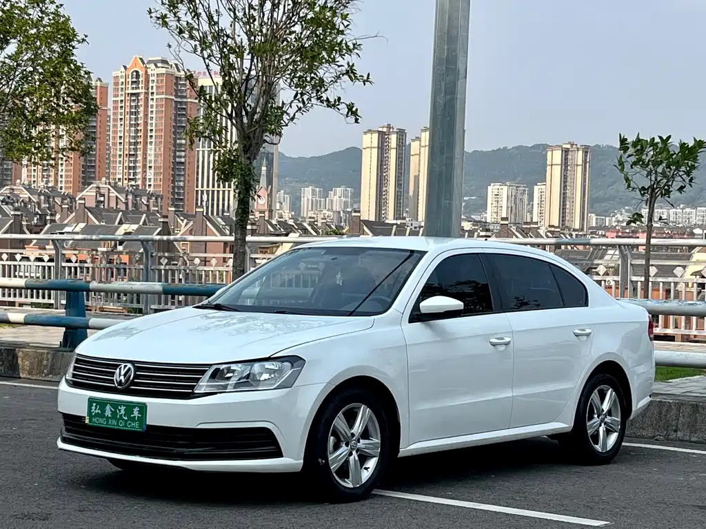 VOLKSWAGEN LAVIDA 2017