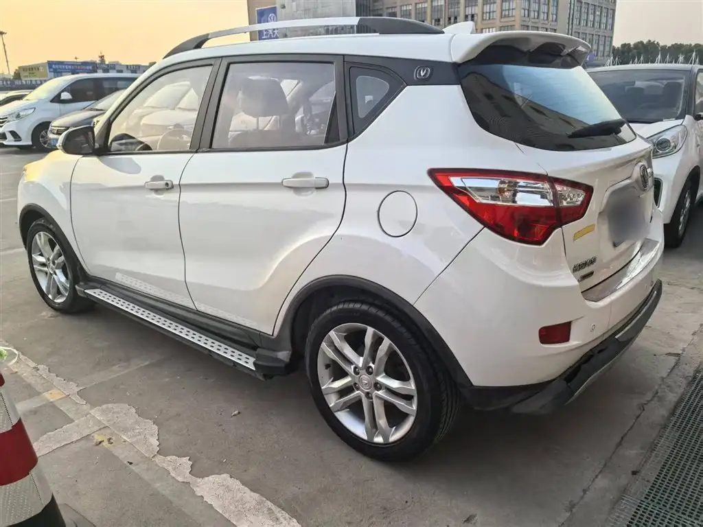 CHANGAN CS35 2016