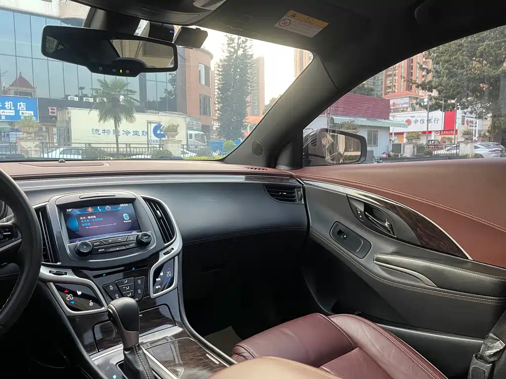 BUICK LACROSSE 2015