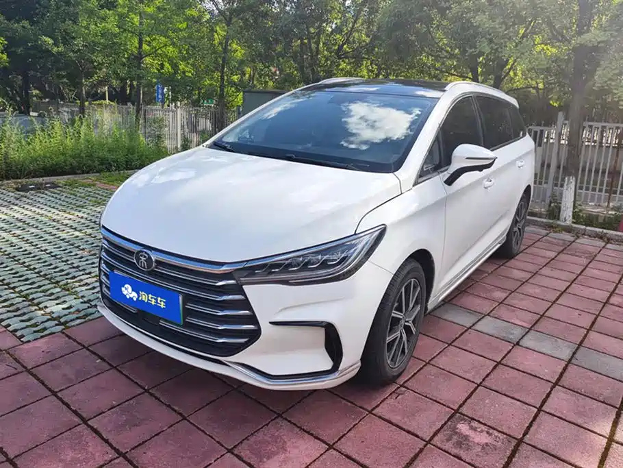 BYD SONG MAX NEW ENERGY