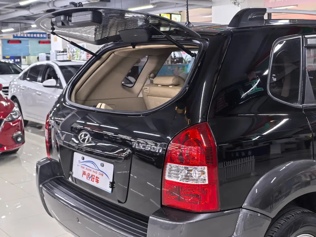 HYUNDAI TUCSON 2009