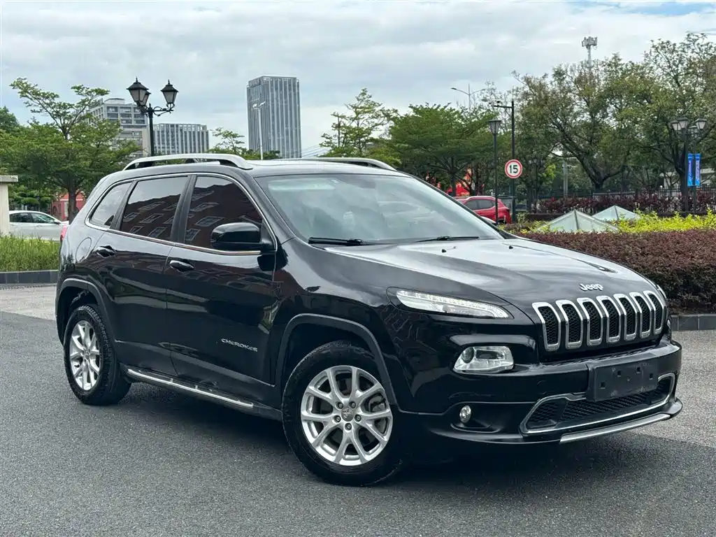 JEEP CHEROKEE 2017