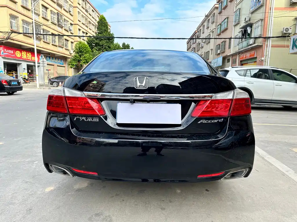 HONDA ACCORD 2015