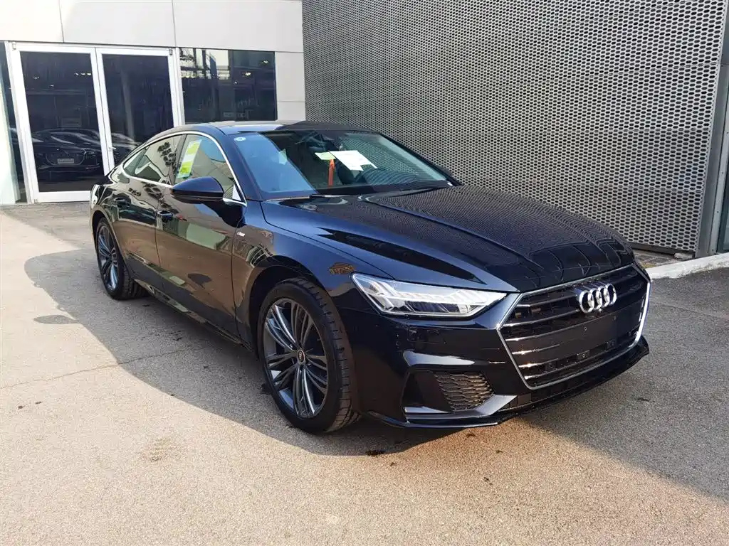 AUDI A7 2024
