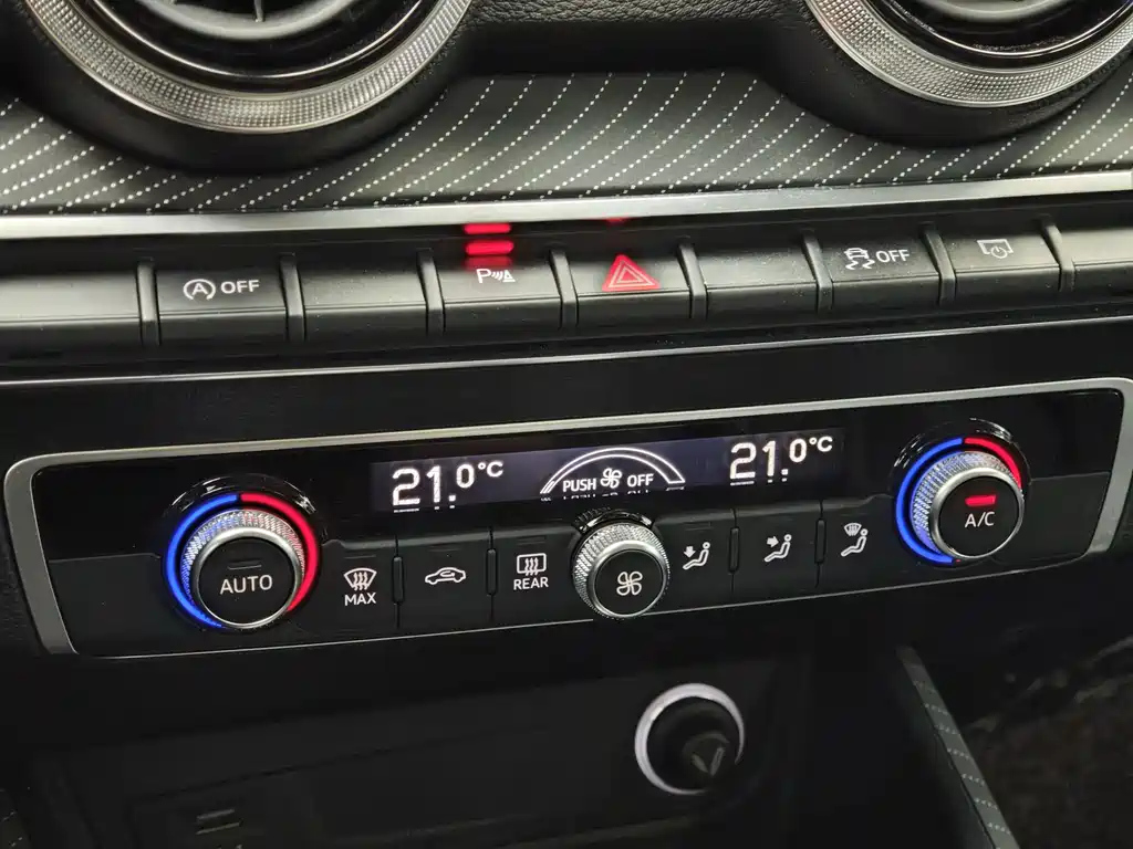 AUDI Q2L 2022