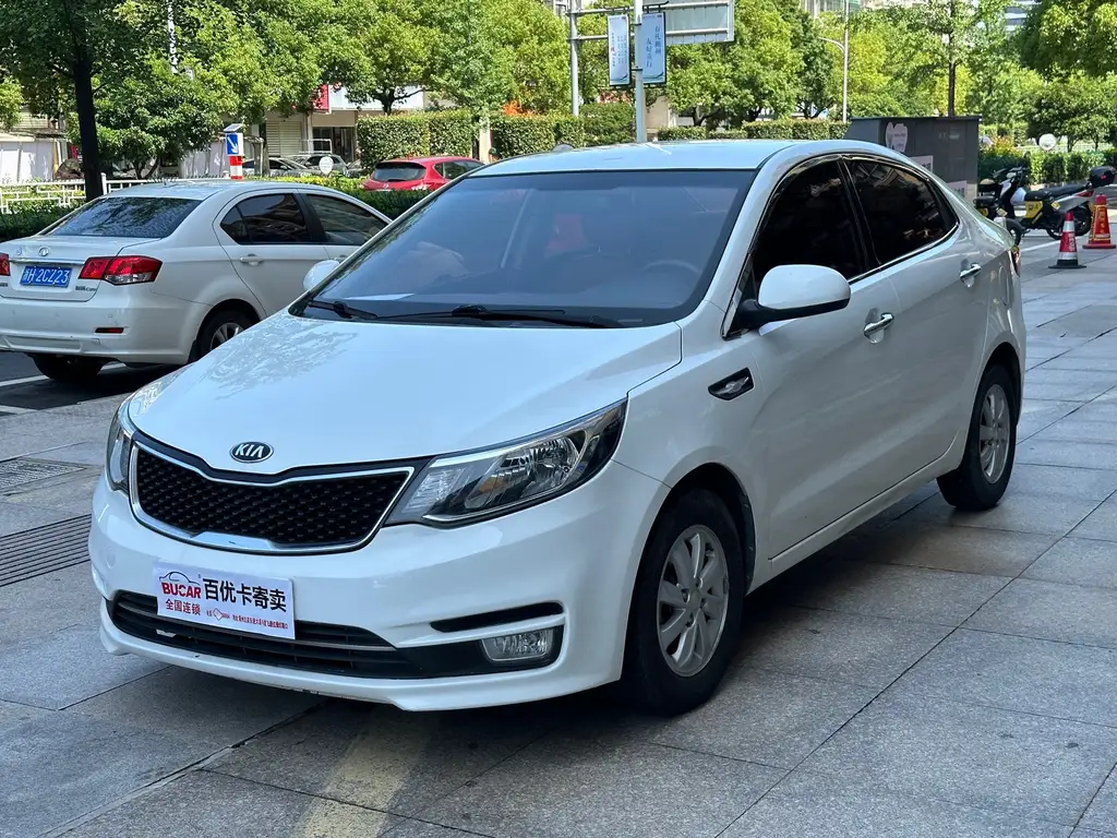 KIA K2 2015