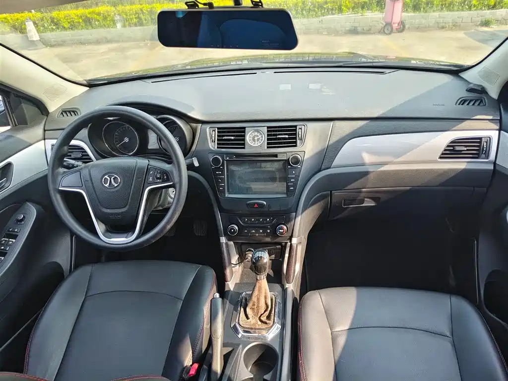 BAIC SENOVA X55 2016