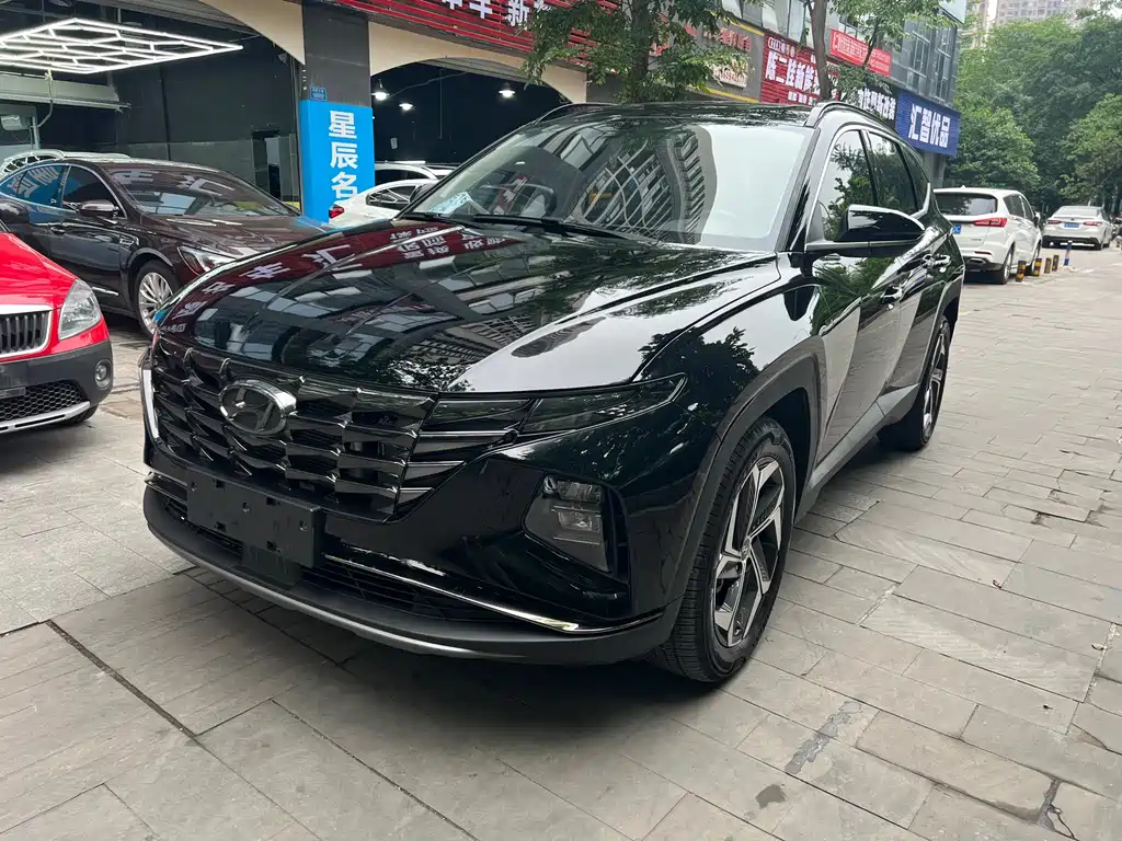 HYUNDAI TUCSON 2023