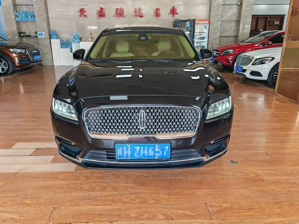 LINCOLN CONTINENTAL 2017