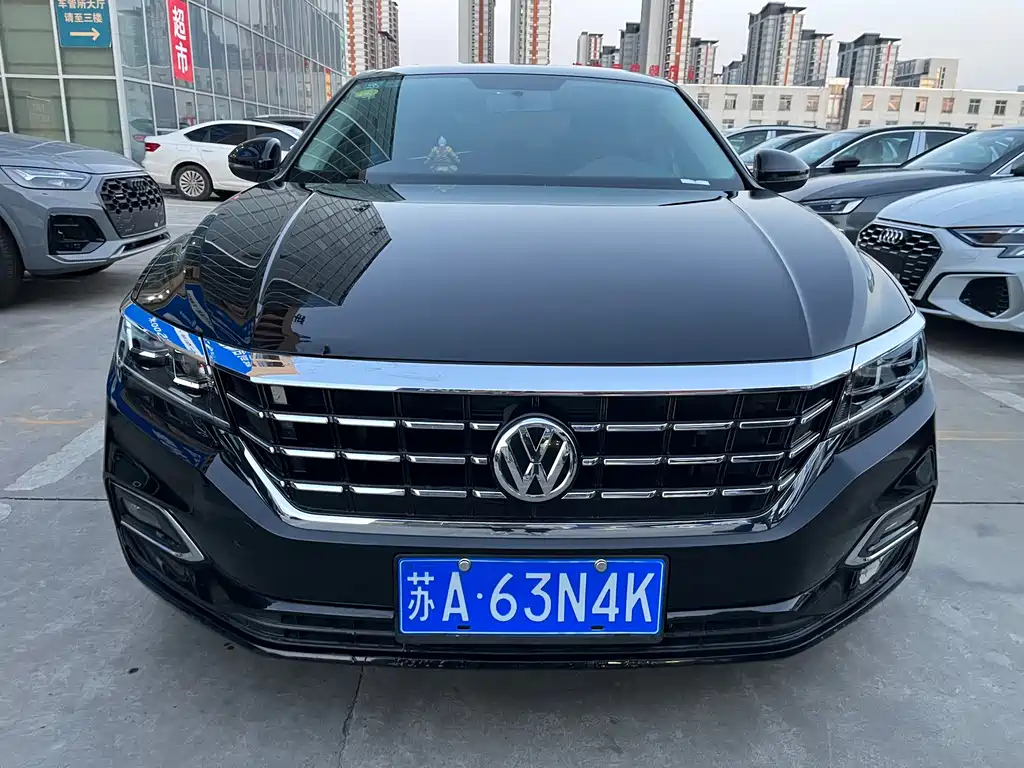VOLKSWAGEN PASSAT 2020