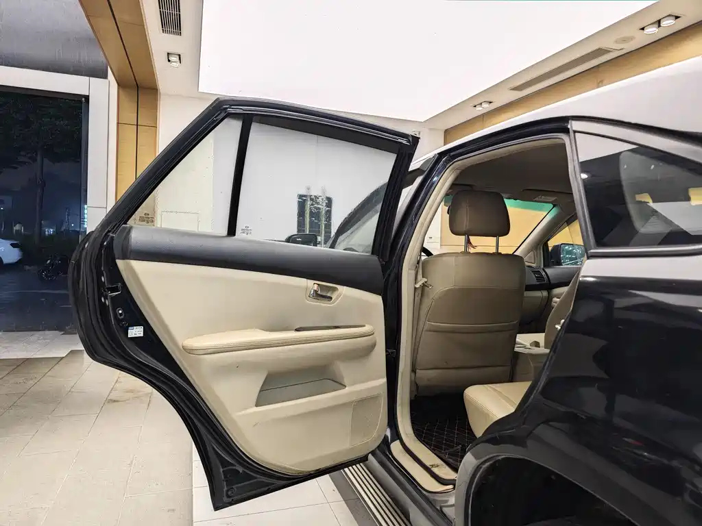 BYD S6 2013
