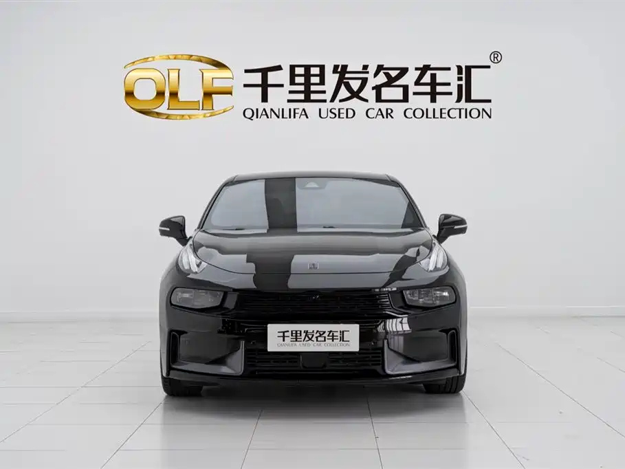 LYNK&CO 03 2022