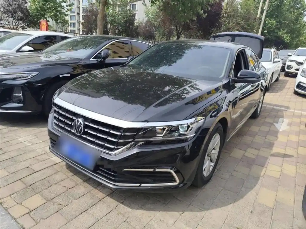 VOLKSWAGEN PASSAT 2021