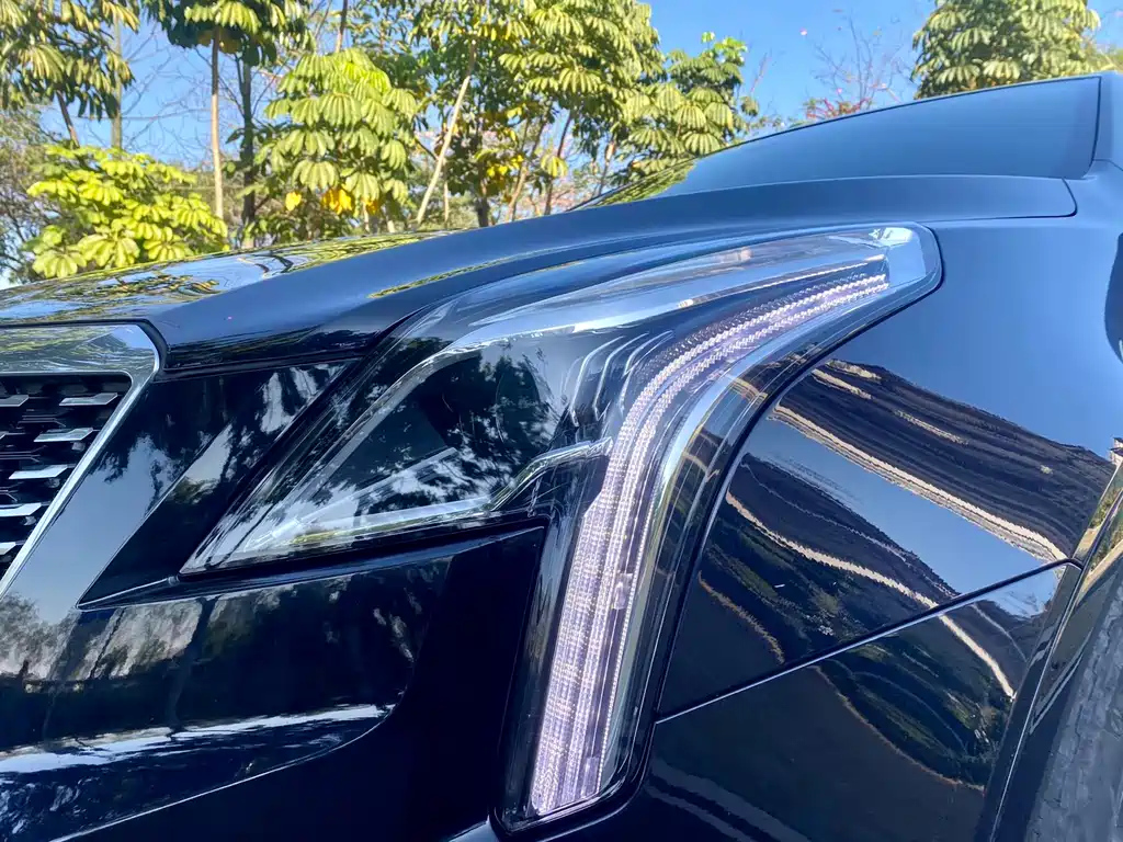 CADILLAC XT5 2021