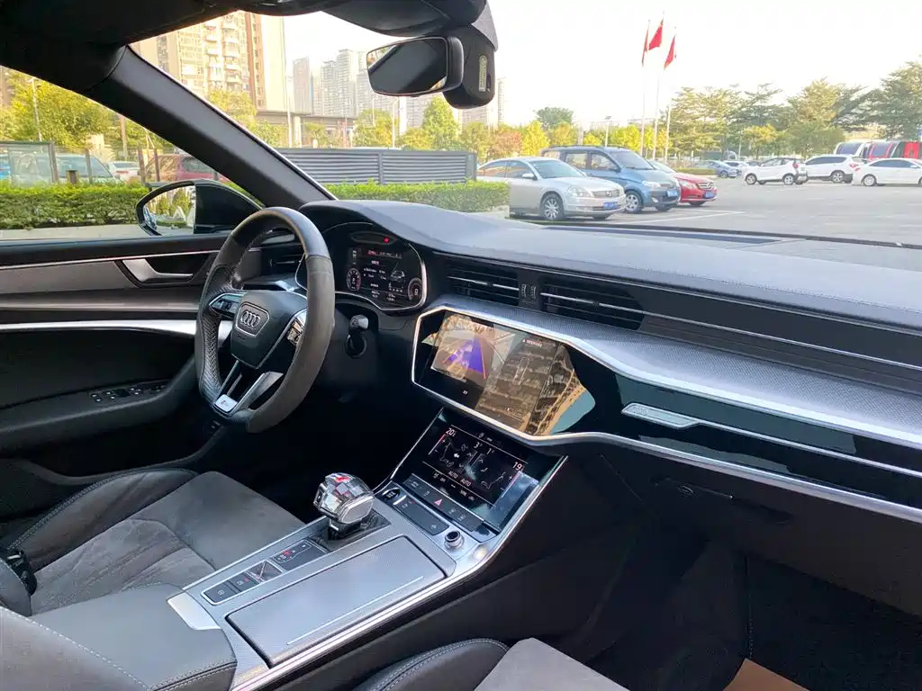 AUDI A6L 2021
