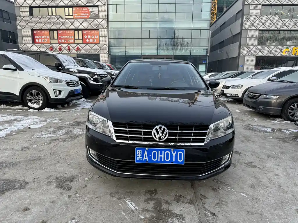 VOLKSWAGEN LAVIDA 2013