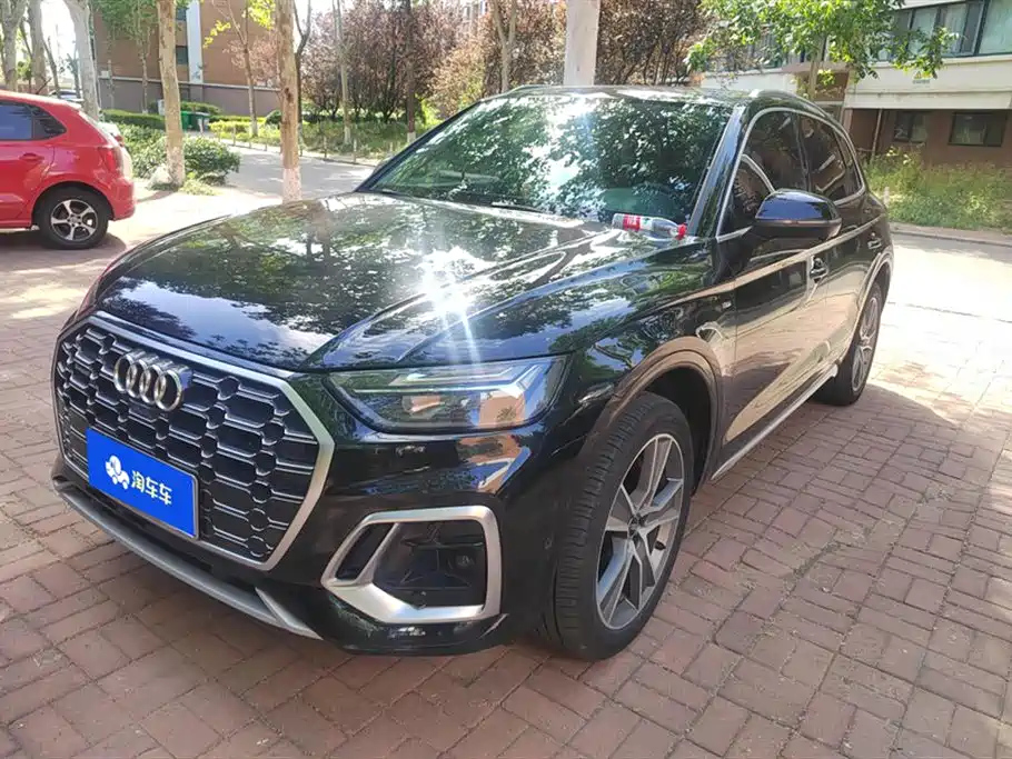 AUDI Q5L 2022