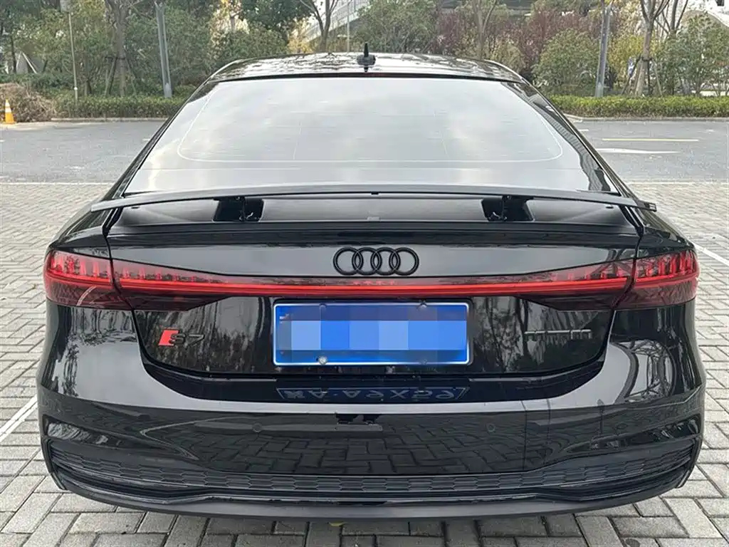 AUDI A7 2021