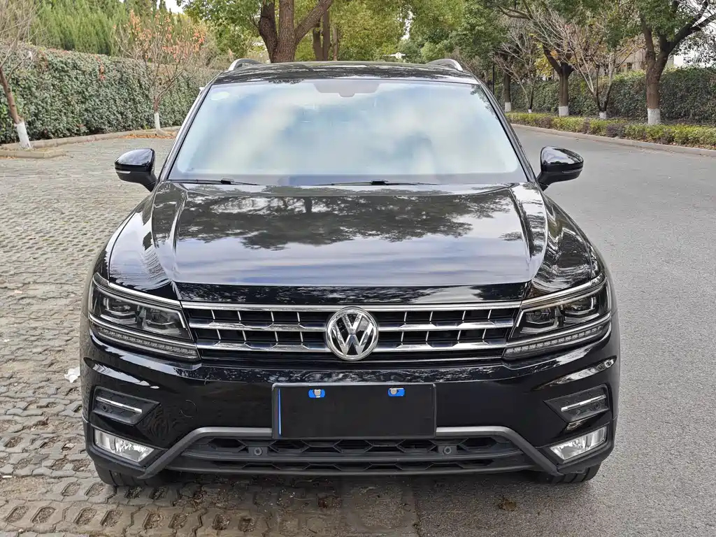 VOLKSWAGEN TIGUAN L 2017
