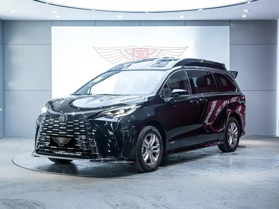 Аукционный лист TOYOTA SIENNA SIENNA 2024