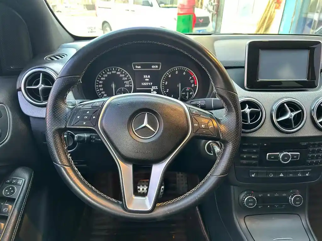 MERCEDES BENZ B-CLASS 2012
