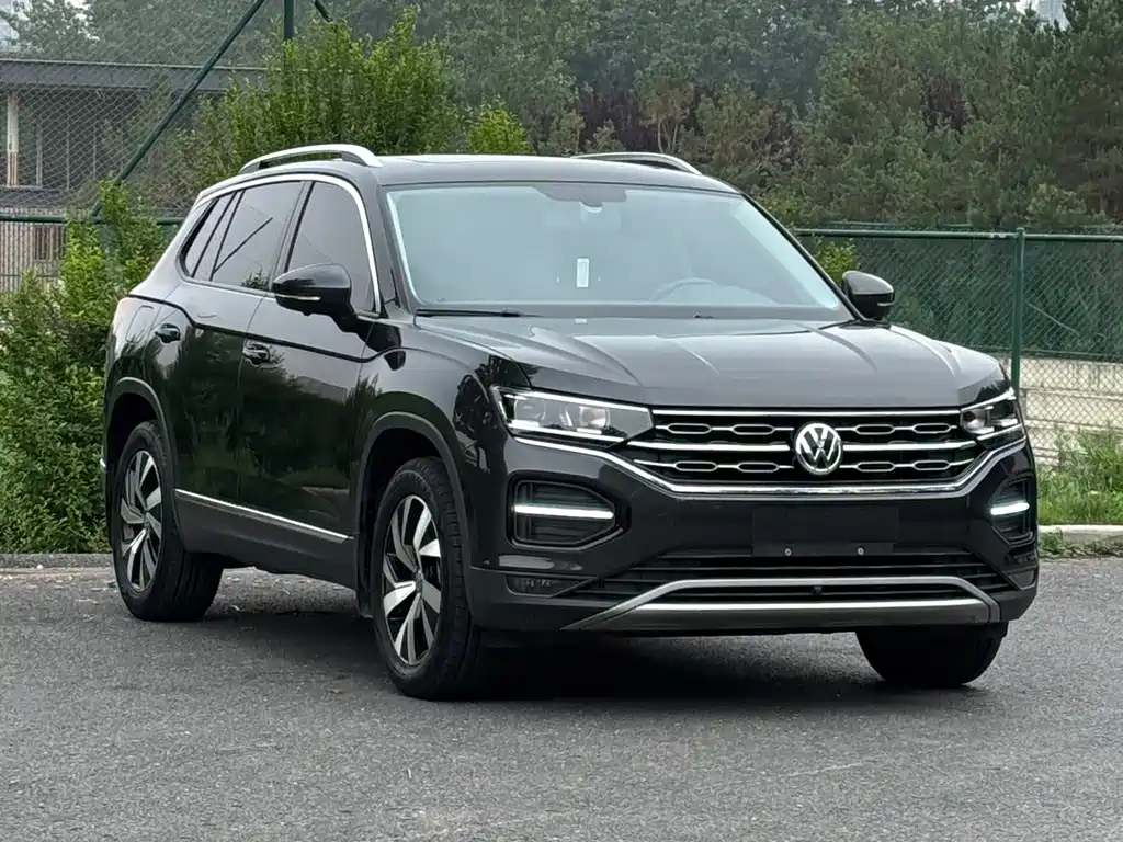 VOLKSWAGEN TAYRON 2019