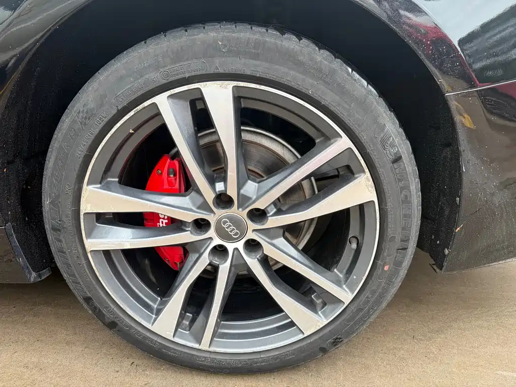 AUDI A6L 2019
