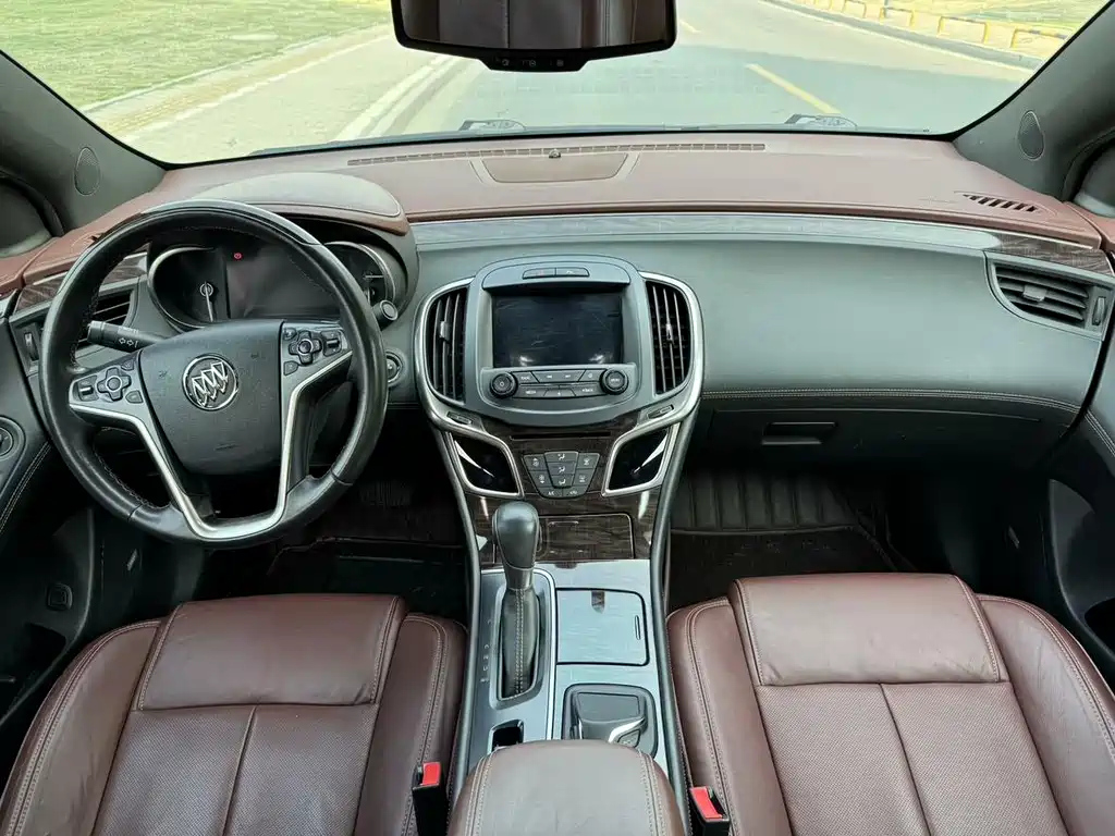 BUICK LACROSSE 2013