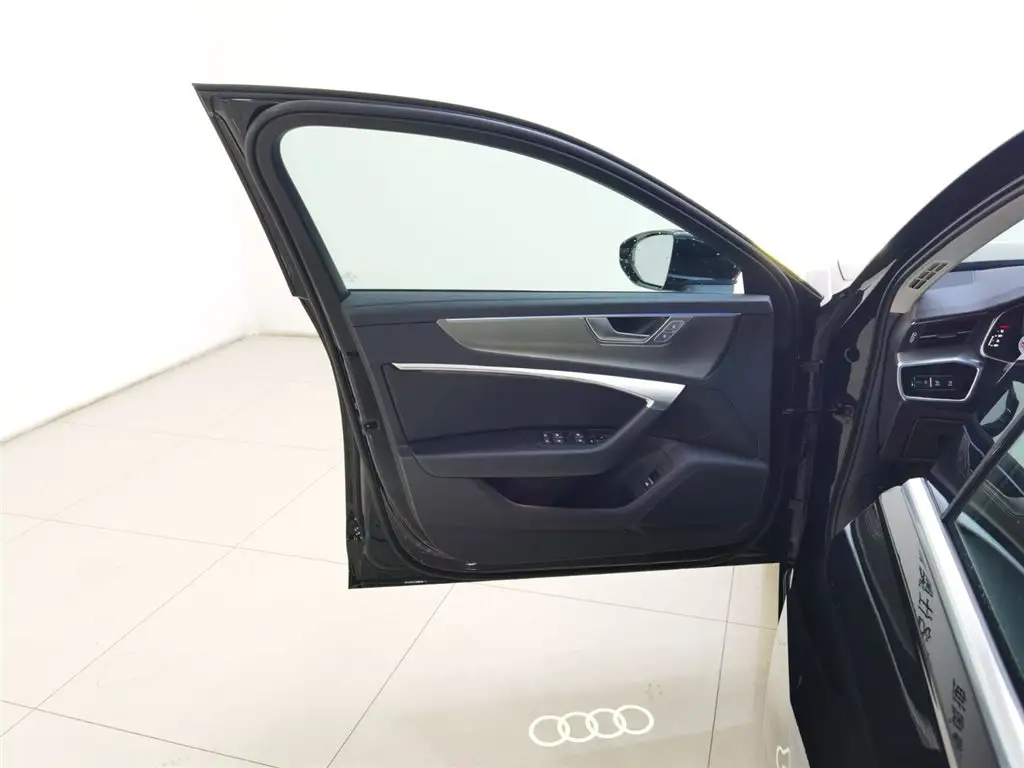 AUDI A6L 2023