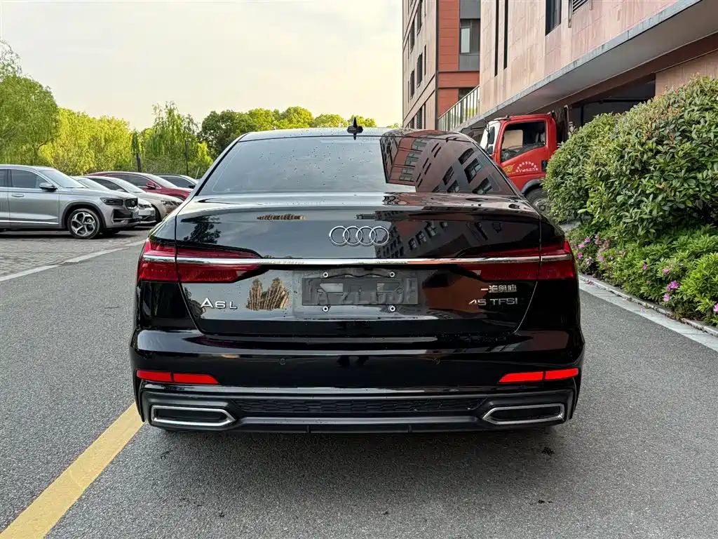 AUDI A6L 2021