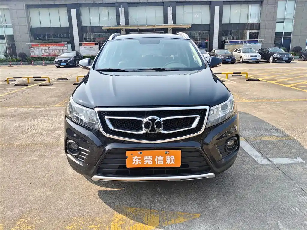 BAIC SENOVA X55 2016