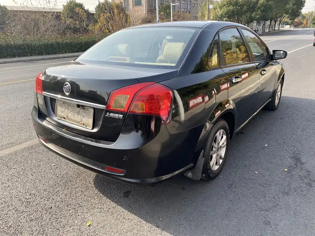 BUICK EXCELLE 2012