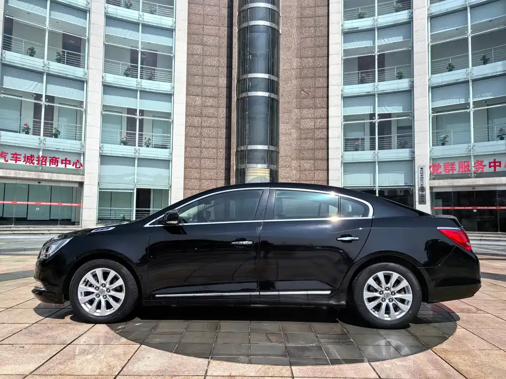 BUICK LACROSSE 2013