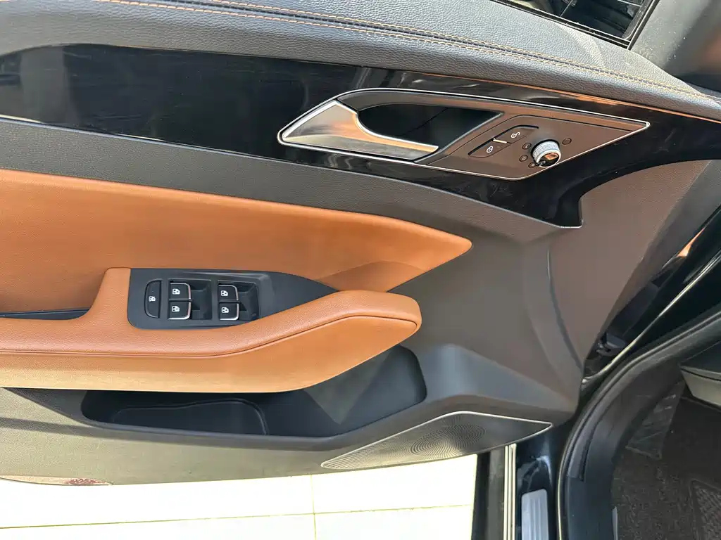 HONGQI H5 2018