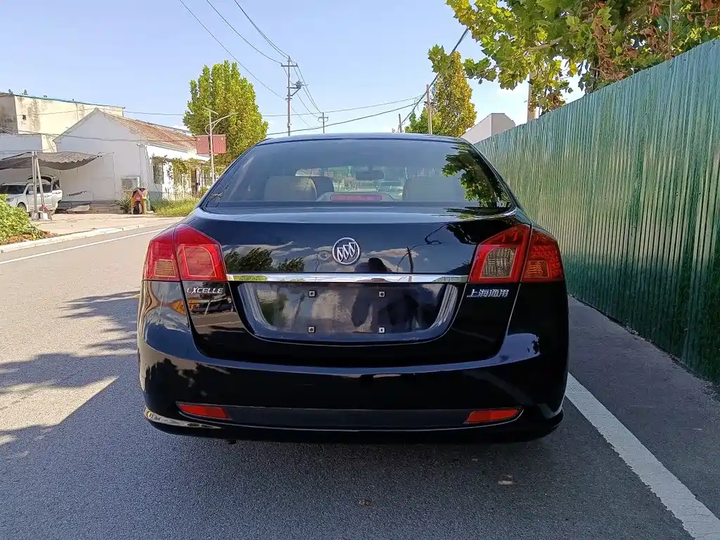 BUICK EXCELLE 2012