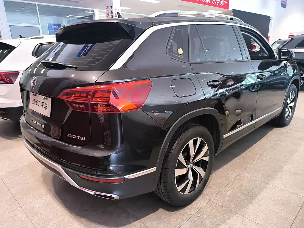VOLKSWAGEN TAYRON 2021