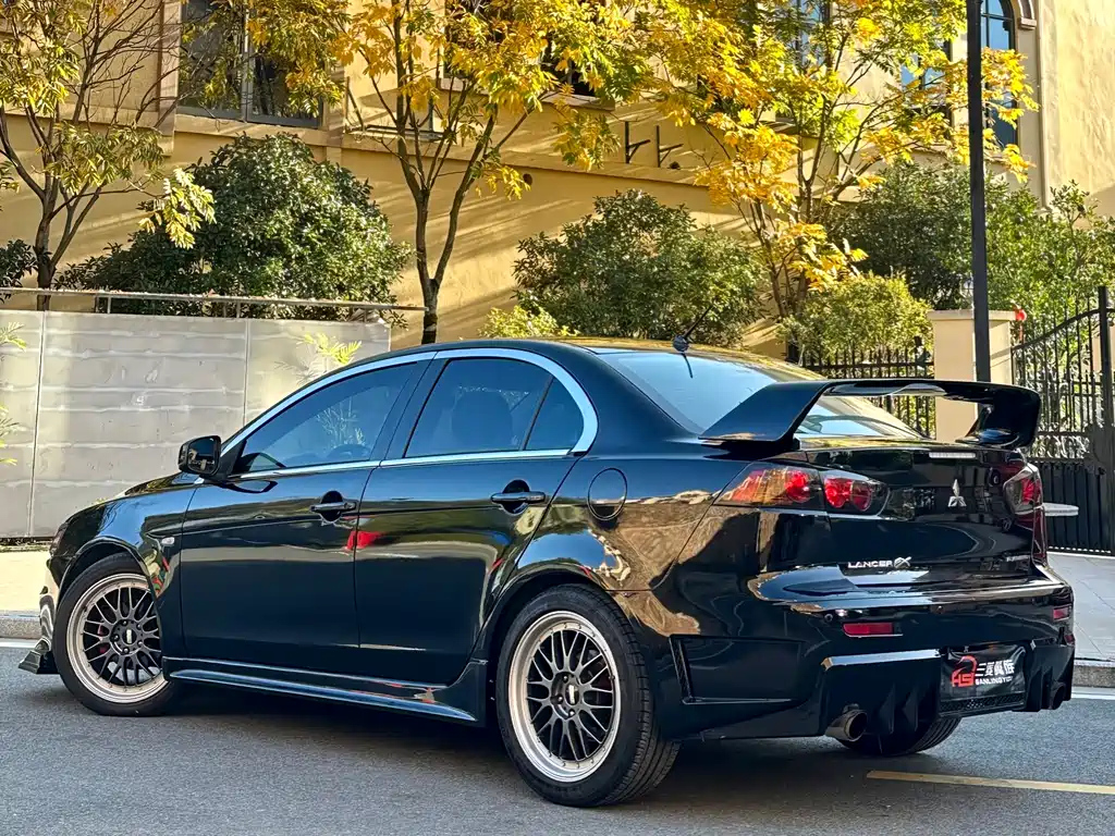 MITSUBISHI LANCER EX 2014