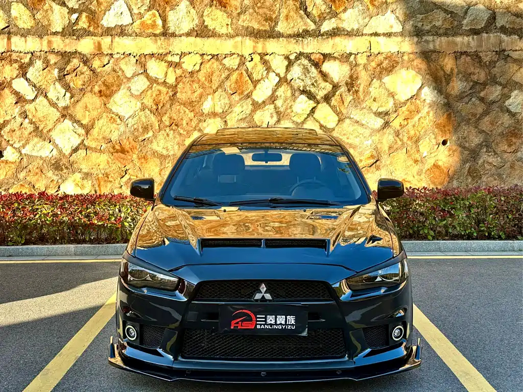 MITSUBISHI LANCER EX 2014