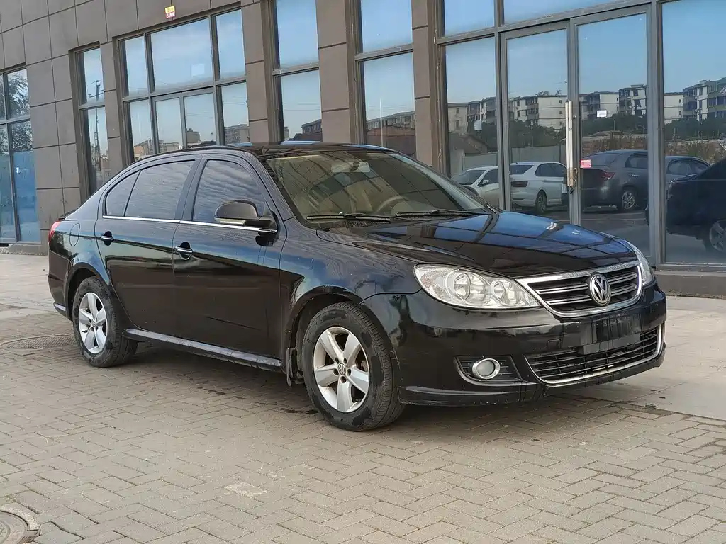 VOLKSWAGEN LAVIDA 2012