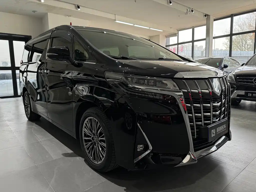 TOYOTA ALPHARD 2019