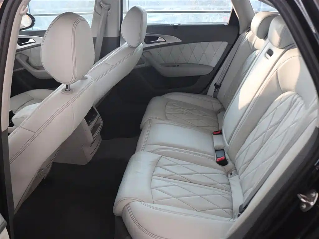 AUDI A6L 2014